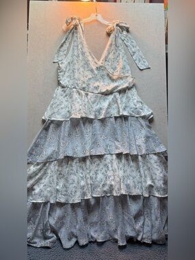 ARULA Blue and White Floral Tiered Dress